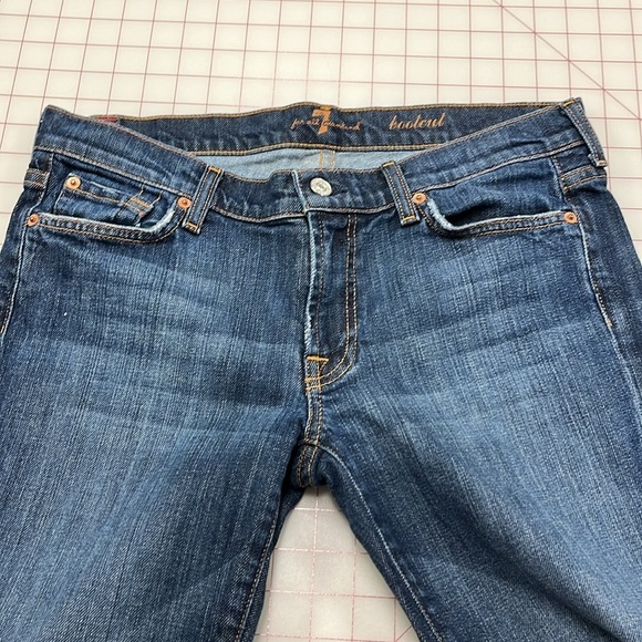 7 FOR ALL MANKIND Bootcut Mid Rise 5 Pocket Distressed Cotton Denim Jeans SZ 32 - Picture 6 of 16